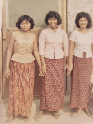 20230426_A421_3Girls
